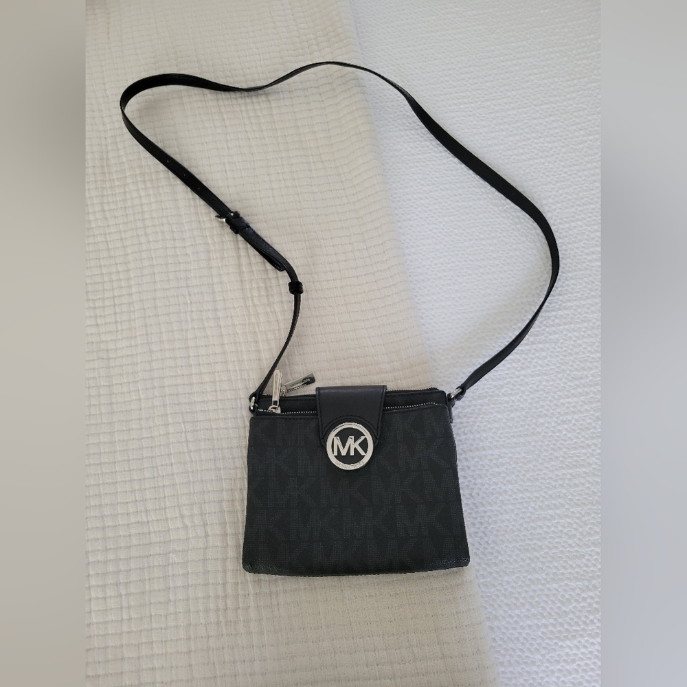 Michael Kors Crossbody Bag